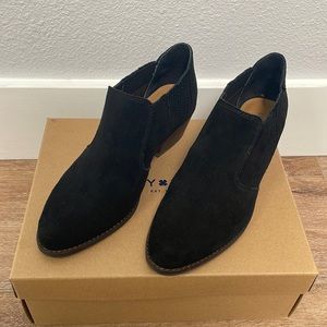 Lucky Brand Folley Black Suede Bootie size 8